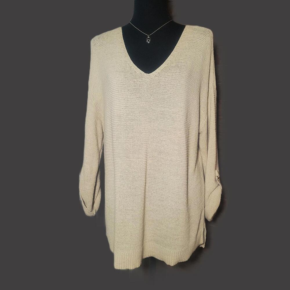 Chico's V-Neck Nubby Weaved Roll Tab Sleeves Oatmeal Tunic Sweater - Sz 1 (Med)